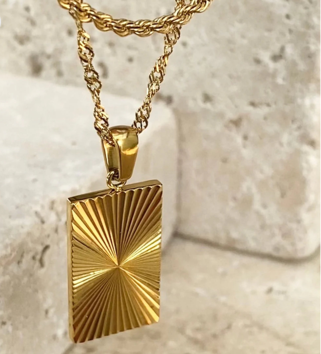 Motion Pendant Necklace
