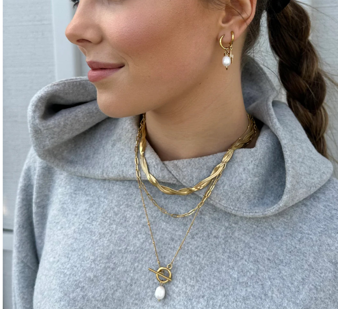 One-on-one Pearl Necklace