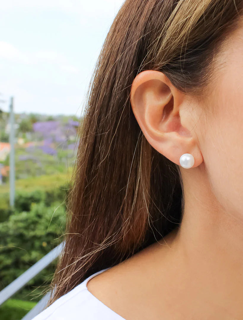 Small Pearl Studs - earrings